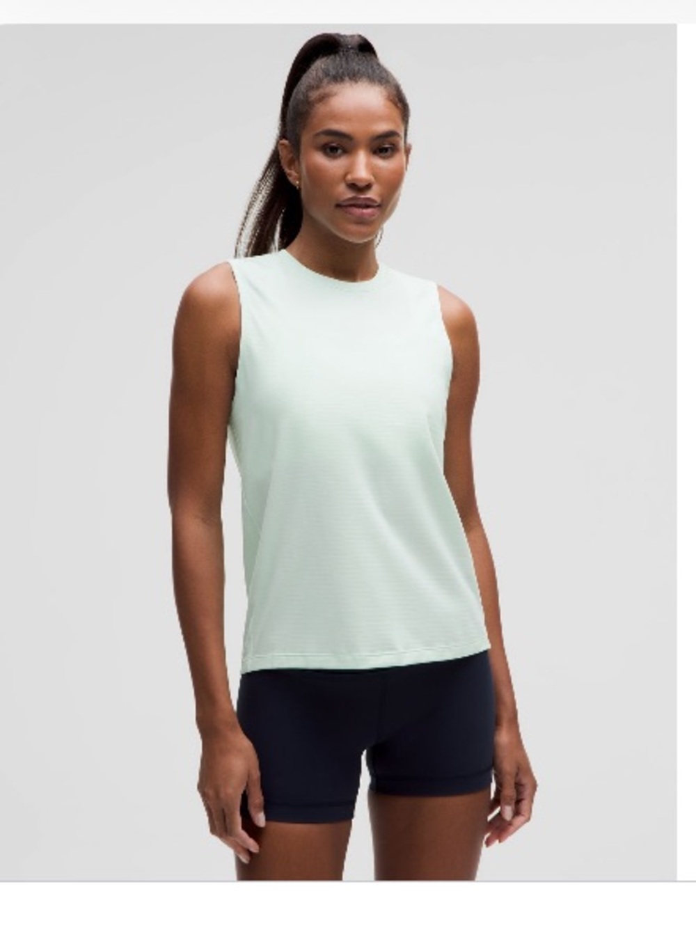 Lululemon license to train Classic-fit tank top, size 4, like new